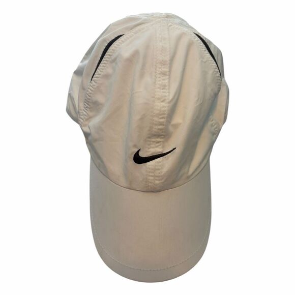 Nike Featherlight Tailwind Cap Hat White Black Dri Fit 7 Panel Athletic Run - Picture 1 of 10